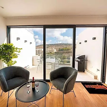 A Stylishly Dreamy 2* Gozo
